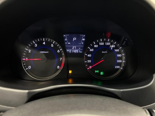 Hyundai Solaris I с пробегом 2013 года, цена 750 000 рублей, 214889 км, седан, Автокод Объявления