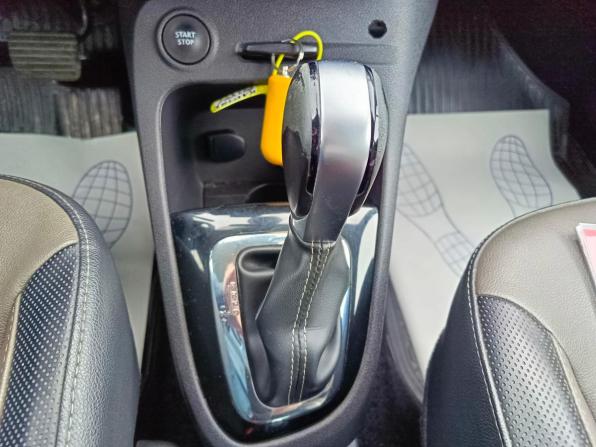 Renault Kaptur I с пробегом 2018 года, цена 1 529 000 рублей, 145114 км, внедорожник, Автокод Объявления