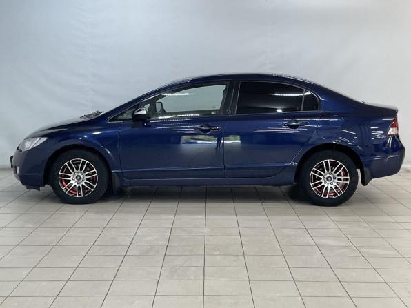 Honda Civic VIII с пробегом 2006 года, цена 599 000 рублей, 427548 км, седан, Автокод Объявления