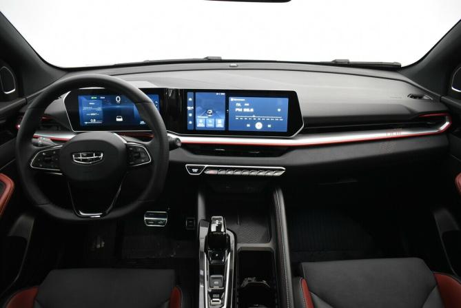 Geely Coolray I Рестайлинг с пробегом 2023 года, цена 2 170 000 рублей, 10317 км, внедорожник, Автокод Объявления
