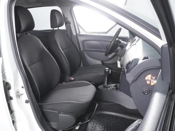 Renault Logan II Рестайлинг с пробегом 2019 года, цена 969 000 рублей, 117788 км, седан, Автокод Объявления