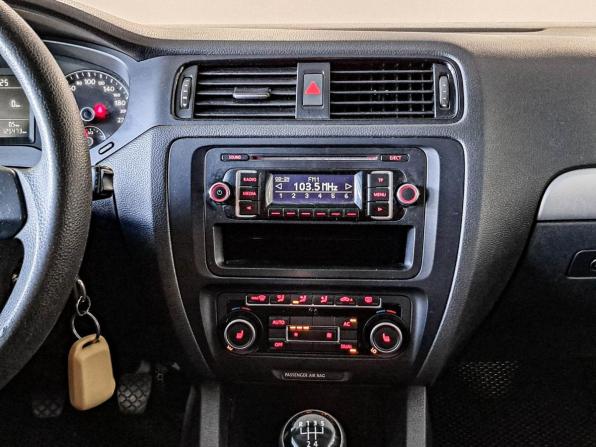 Volkswagen Jetta VI с пробегом 2012 года, цена 970 000 рублей, 125473 км, седан, Автокод Объявления