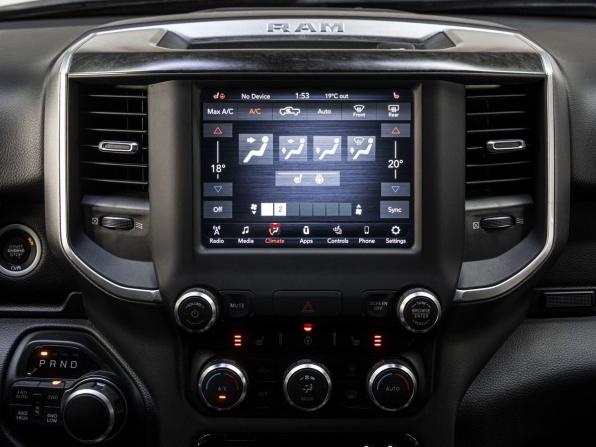 Ram 1500 V с пробегом 2019 года, цена 6 850 000 рублей, 71243 км, пикап, Автокод Объявления