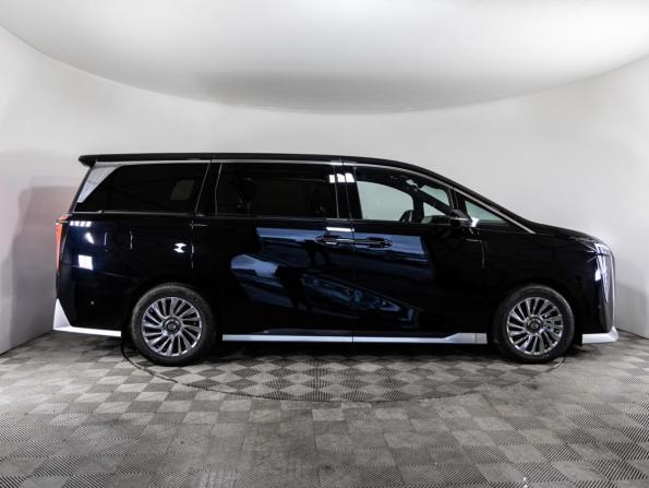GAC M8 с пробегом 2024 года, цена 4 499 000 рублей, 21000 км, минивэн, Автокод Объявления