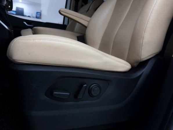 Hyundai Staria I с пробегом 2022 года, цена 5 400 000 рублей, 76867 км, минивэн, Автокод Объявления