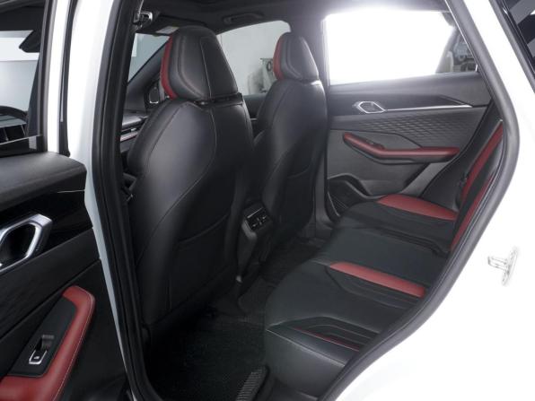 Geely Coolray I Рестайлинг с пробегом 2024 года, цена 2 080 000 рублей, 32961 км, внедорожник, Автокод Объявления