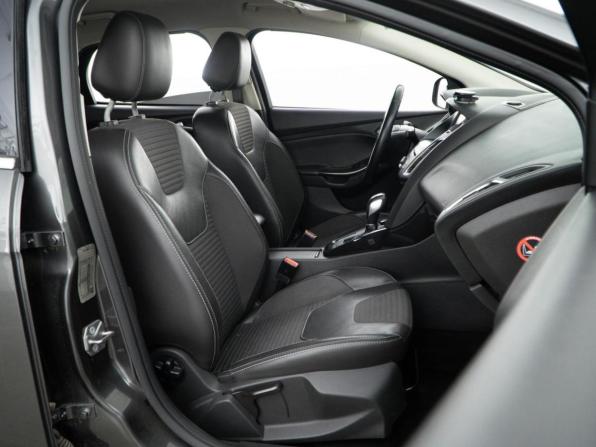 Ford Focus III Рестайлинг с пробегом 2016 года, цена 1 339 111 рублей, 92577 км, седан, Автокод Объявления