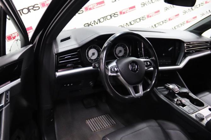 Volkswagen Touareg III с пробегом 2019 года, цена 4 195 950 рублей, 188189 км, внедорожник, Автокод Объявления