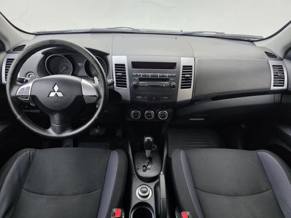 Mitsubishi Outlander II Рестайлинг с пробегом 2011 года, цена 1 060 000 рублей, 204039 км, внедорожник, Автокод Объявления