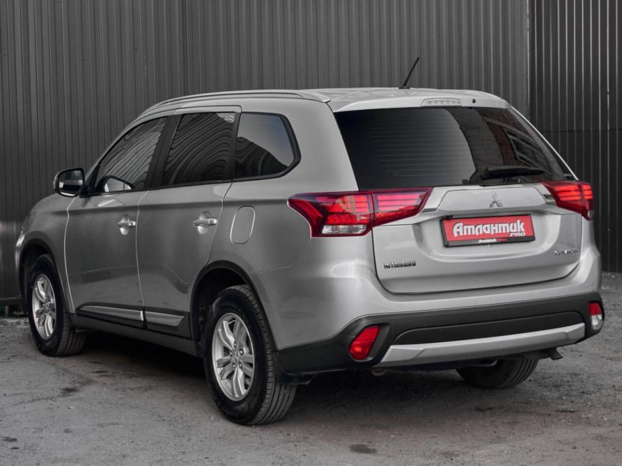 Mitsubishi Outlander III Рестайлинг 2 Екатеринбург  - изображение 4