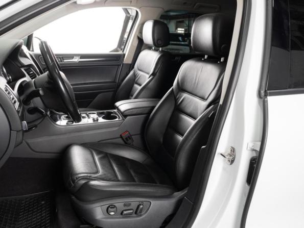 Volkswagen Touareg II Рестайлинг с пробегом 2016 года, цена 2 999 000 рублей, 201407 км, внедорожник, Автокод Объявления