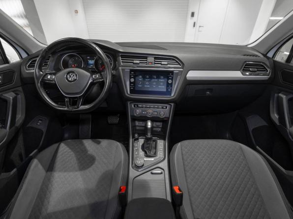 Volkswagen Tiguan II с пробегом 2017 года, цена 1 995 000 рублей, 248875 км, внедорожник, Автокод Объявления
