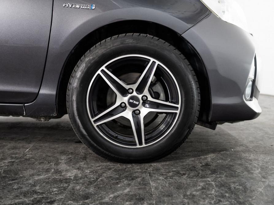 Toyota Aqua I Иркутск  - изображение 17