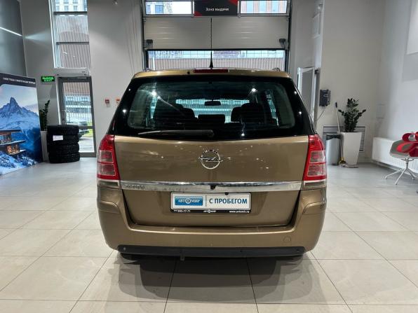 Opel Zafira B Рестайлинг с пробегом 2012 года, цена 620 000 рублей, 240080 км, компактвэн, Автокод Объявления