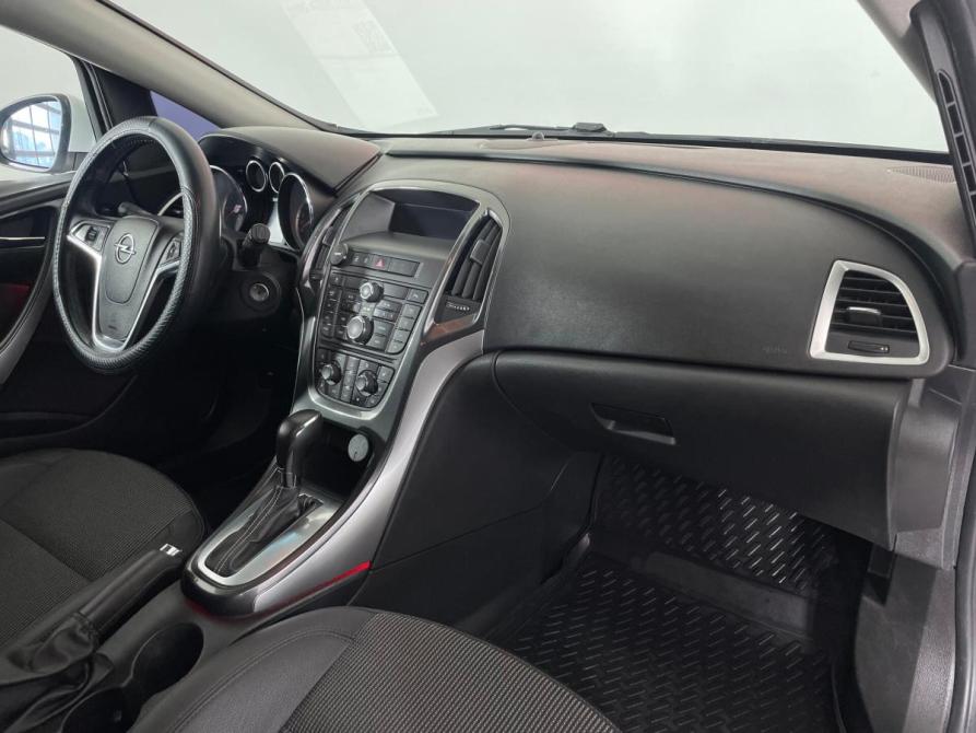 Opel Astra J Рестайлинг Воронеж  - изображение 8
