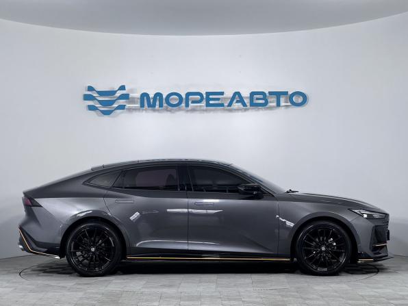 Changan UNI-V I с пробегом 2022 года, цена 2 490 000 рублей, 34372 км, лифтбек, Автокод Объявления