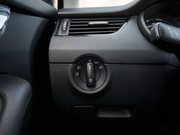 Skoda Octavia III (A7) Рестайлинг с пробегом 2019 года, цена 1 412 000 рублей, 184220 км, лифтбек, Автокод Объявления