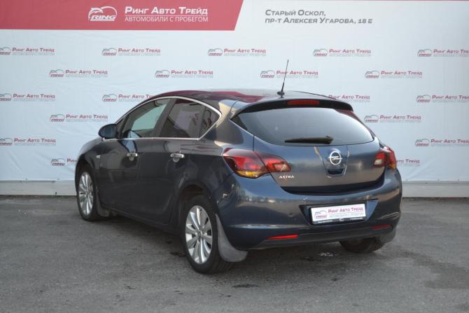 Opel Astra J с пробегом 2012 года, цена 305 000 рублей, 236000 км, хэтчбек, Автокод Объявления