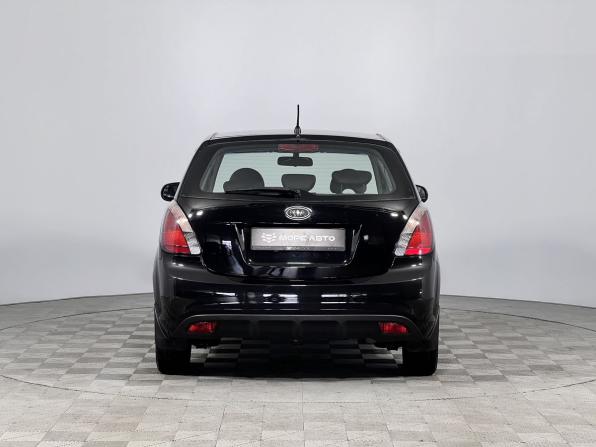 Kia Rio II Рестайлинг с пробегом 2011 года, цена 650 000 рублей, 211866 км, хэтчбек, Автокод Объявления