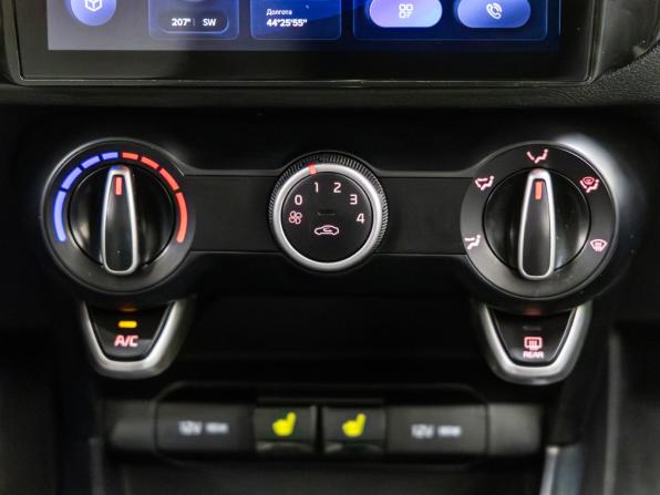 Kia Rio IV с пробегом 2017 года, цена 998 000 рублей, 140272 км, седан, Автокод Объявления