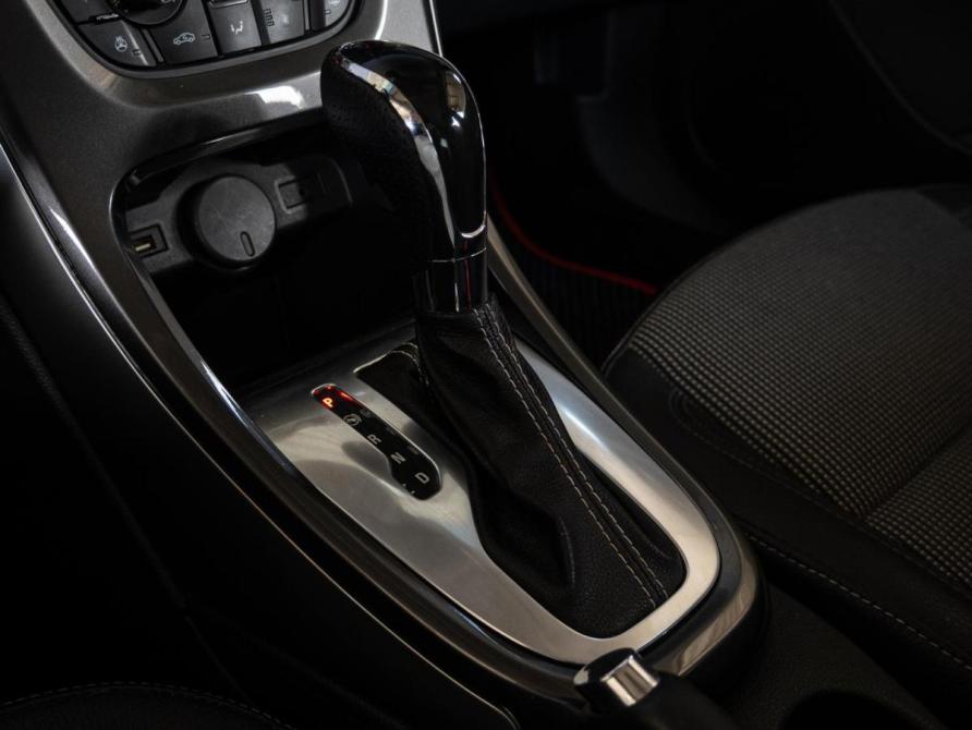 Opel Astra J Рестайлинг Краснодар  - изображение 15