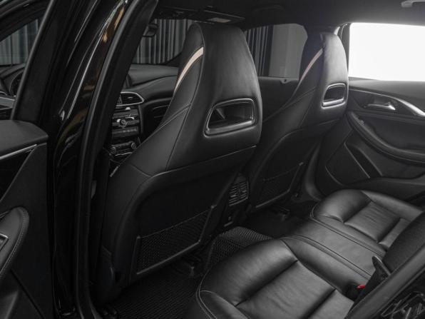 Infiniti Q30 с пробегом 2017 года, цена 3 099 000 рублей, 53845 км, хэтчбек, Автокод Объявления