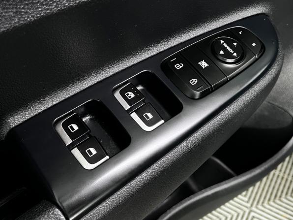 Kia Rio IV Рестайлинг с пробегом 2020 года, цена 1 720 000 рублей, 94500 км, хэтчбек, Автокод Объявления