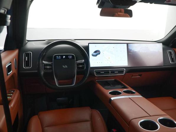 Li Auto (Lixiang) L9 I Рестайлинг с пробегом 2024 года, цена 5 850 000 рублей, 103657 км, внедорожник, Автокод Объявления