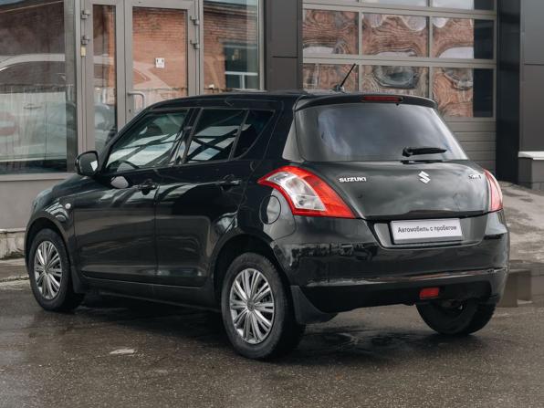 Suzuki Swift IV с пробегом 2011 года, цена 860 000 рублей, 186715 км, хэтчбек, Автокод Объявления