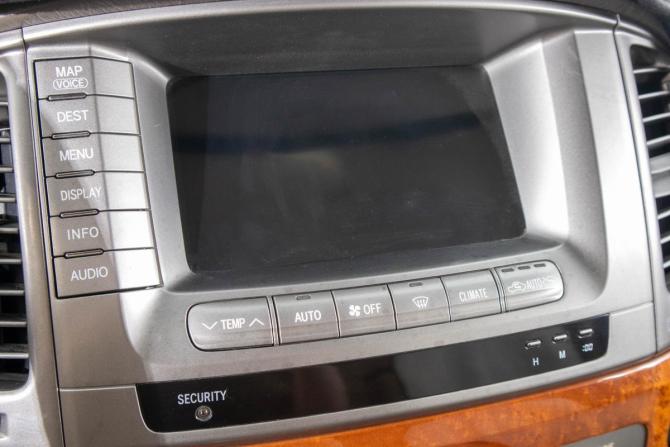Lexus LX II Рестайлинг с пробегом 2004 года, цена 2 149 000 рублей, 250000 км, внедорожник, Автокод Объявления