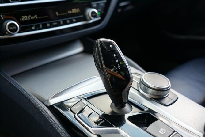 BMW 5 серии VII (G30/G31/G38) с пробегом 2017 года, цена 3 140 000 рублей, 122623 км, седан, Автокод Объявления