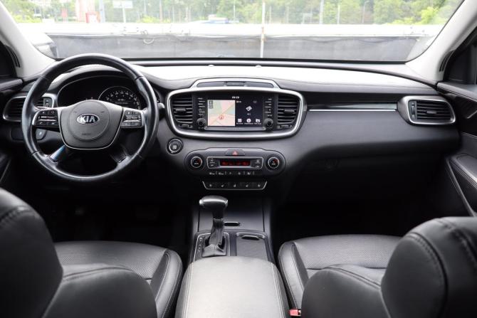Kia Sorento III Prime Рестайлинг с пробегом 2018 года, цена 2 299 000 рублей, 163000 км, внедорожник, Автокод Объявления