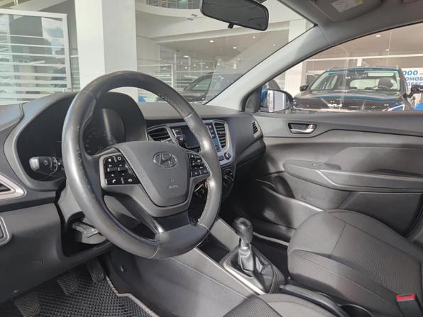 Hyundai Solaris II с пробегом 2019 года, цена 1 270 000 рублей, 150890 км, седан, Автокод Объявления