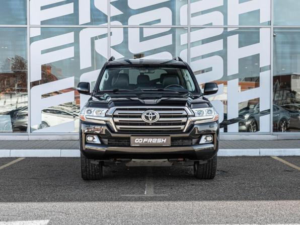 Toyota Land Cruiser 200 Series Рестайлинг 2 с пробегом 2019 года, цена 7 699 000 рублей, 134154 км, внедорожник, Автокод Объявления