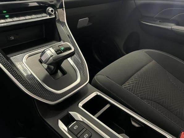 Haval M6 II с пробегом 2024 года, цена 1 735 000 рублей, 10137 км, внедорожник, Автокод Объявления