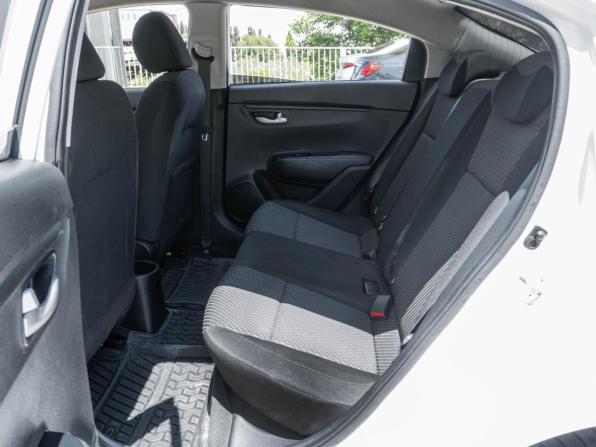 Kia Rio IV с пробегом 2018 года, цена 1 185 000 рублей, 177634 км, седан, Автокод Объявления