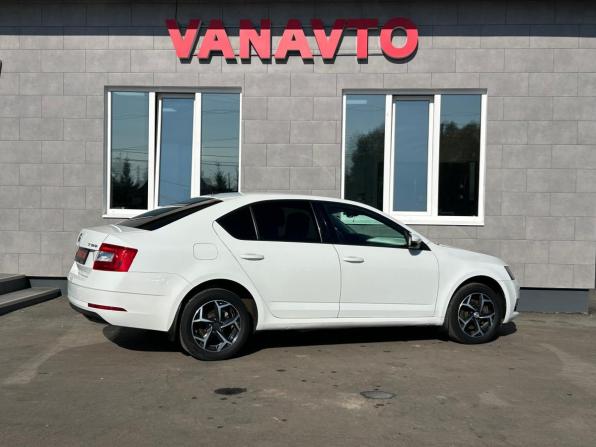 Skoda Octavia III (A7) Рестайлинг с пробегом 2018 года, цена 1 890 000 рублей, 96540 км, лифтбек, Автокод Объявления