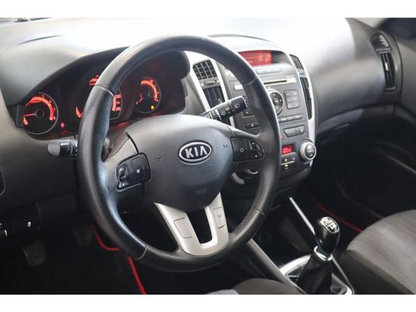 Kia Ceed I Рестайлинг с пробегом 2011 года, цена 667 000 рублей, 261999 км, универсал, Автокод Объявления