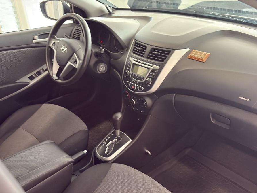Hyundai Solaris I Омск  - изображение 14