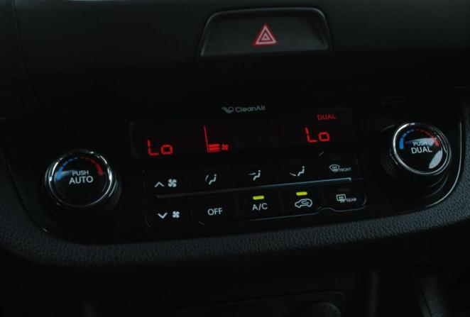 Kia Sportage III с пробегом 2012 года, цена 1 260 000 рублей, 271685 км, внедорожник, Автокод Объявления