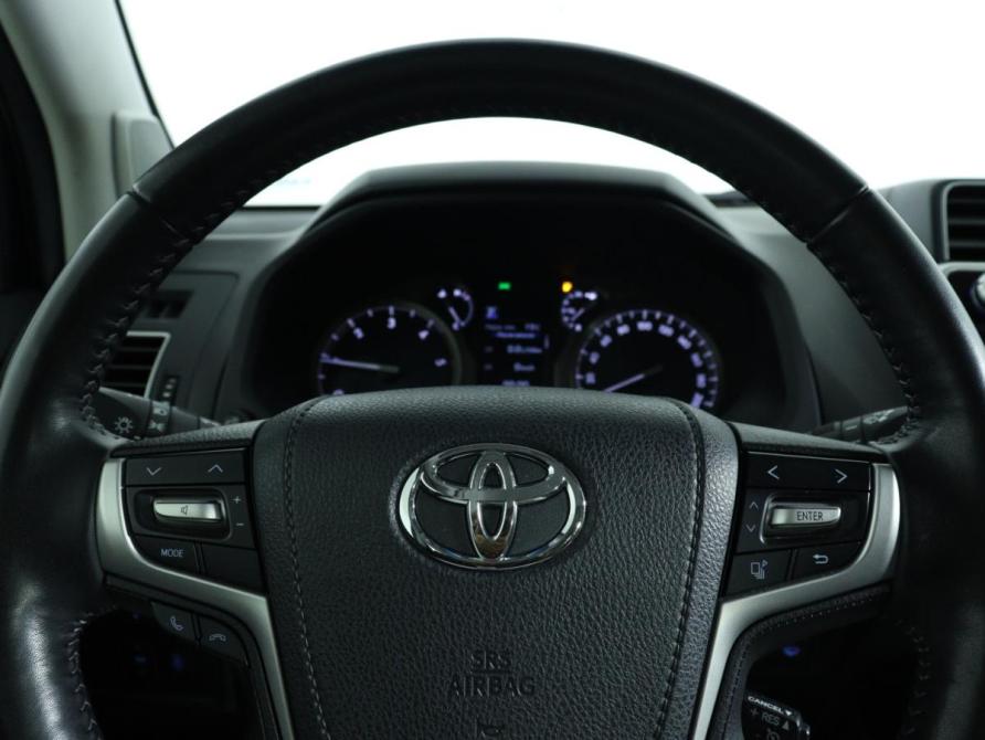 Toyota Land Cruiser Prado 150 Series Рестайлинг 2 Санкт-Петербург  - изображение 17