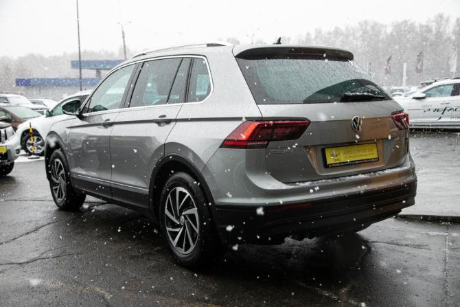 Volkswagen Tiguan II с пробегом 2018 года, цена 2 459 000 рублей, 76500 км, внедорожник, Автокод Объявления