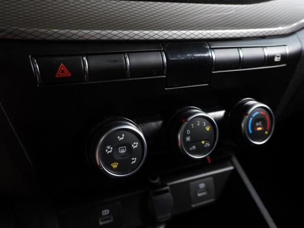 Lada (ВАЗ) Vesta I Рестайлинг (NG) с пробегом 2024 года, цена 1 349 000 рублей, 64893 км, седан, Автокод Объявления