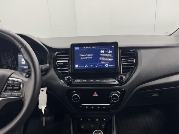 Hyundai Solaris II Рестайлинг с пробегом 2022 года, цена 1 879 900 рублей, 48155 км, седан, Автокод Объявления