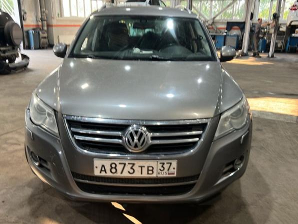 Volkswagen Tiguan I с пробегом 2009 года, цена 549 000 рублей, 349000 км, внедорожник, Автокод Объявления