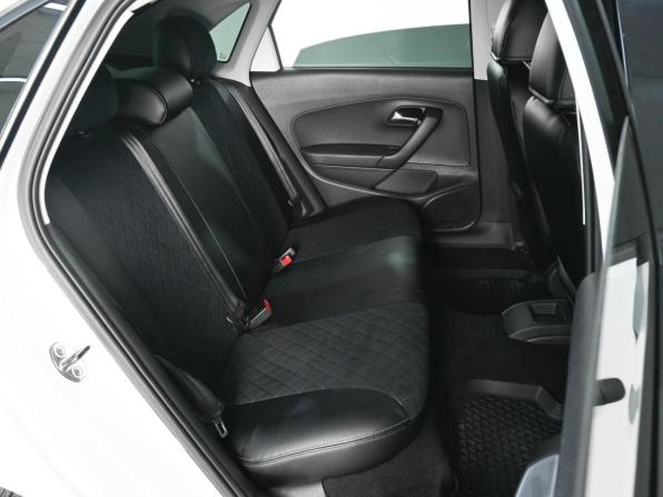 Volkswagen Polo V Рестайлинг с пробегом 2019 года, цена 1 279 000 рублей, 142656 км, седан, Автокод Объявления