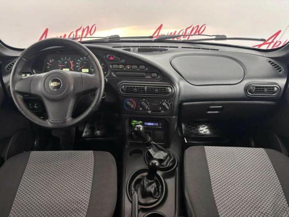 Chevrolet Niva I Рестайлинг с пробегом 2013 года, цена 475 000 рублей, 166991 км, внедорожник, Автокод Объявления
