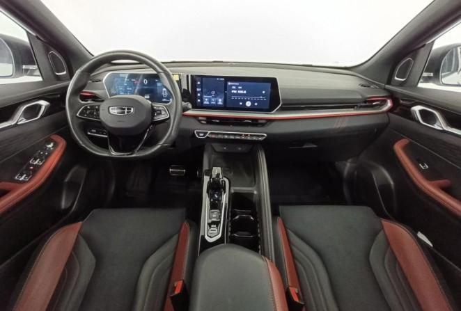 Geely Coolray I Рестайлинг с пробегом 2023 года, цена 2 050 000 рублей, 50567 км, внедорожник, Автокод Объявления
