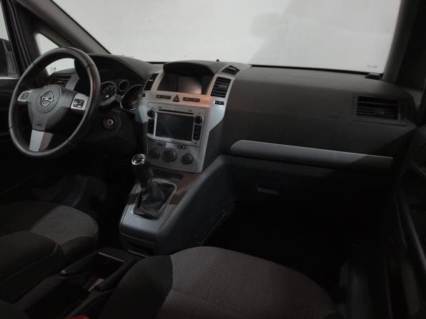 Opel Zafira B Рестайлинг с пробегом 2014 года, цена 725 000 рублей, 268400 км, компактвэн, Автокод Объявления