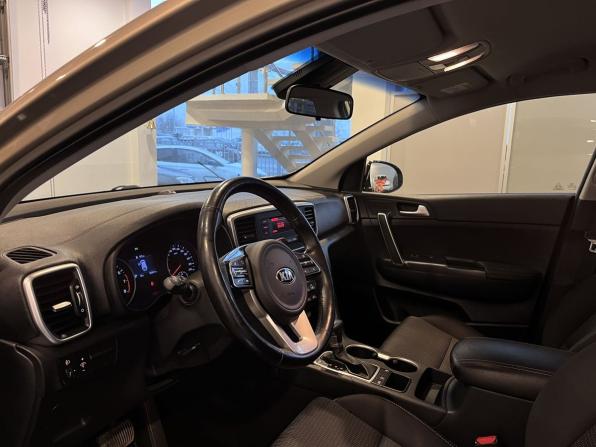 Kia Sportage IV Рестайлинг с пробегом 2019 года, цена 2 500 000 рублей, 94840 км, внедорожник, Автокод Объявления